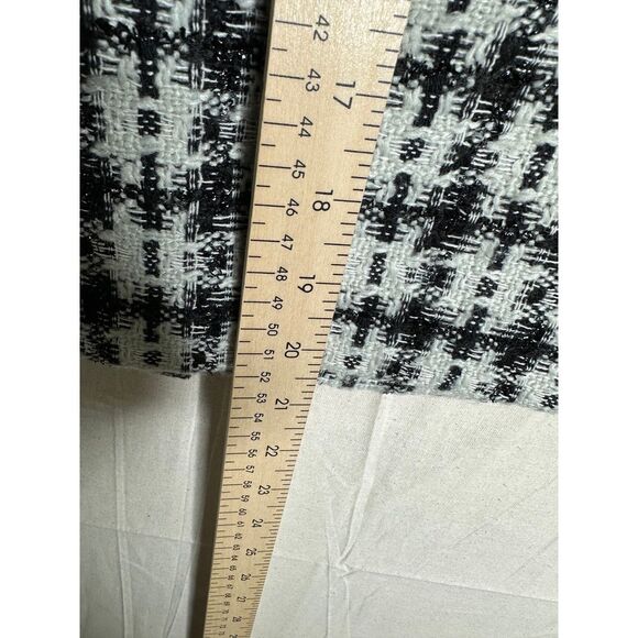 Ann Taylor Women's Plaid Knit Skirt Petite Size 12 Petite Black and White - Picture 5 of 5